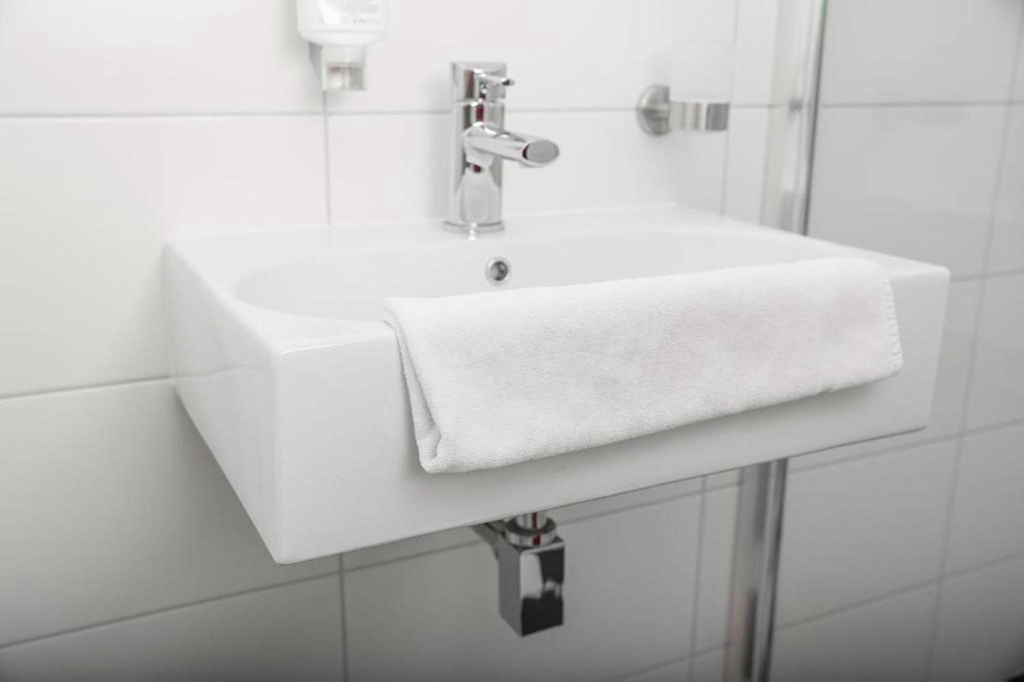 Skyhotel Merseburg Pokoj fotografie