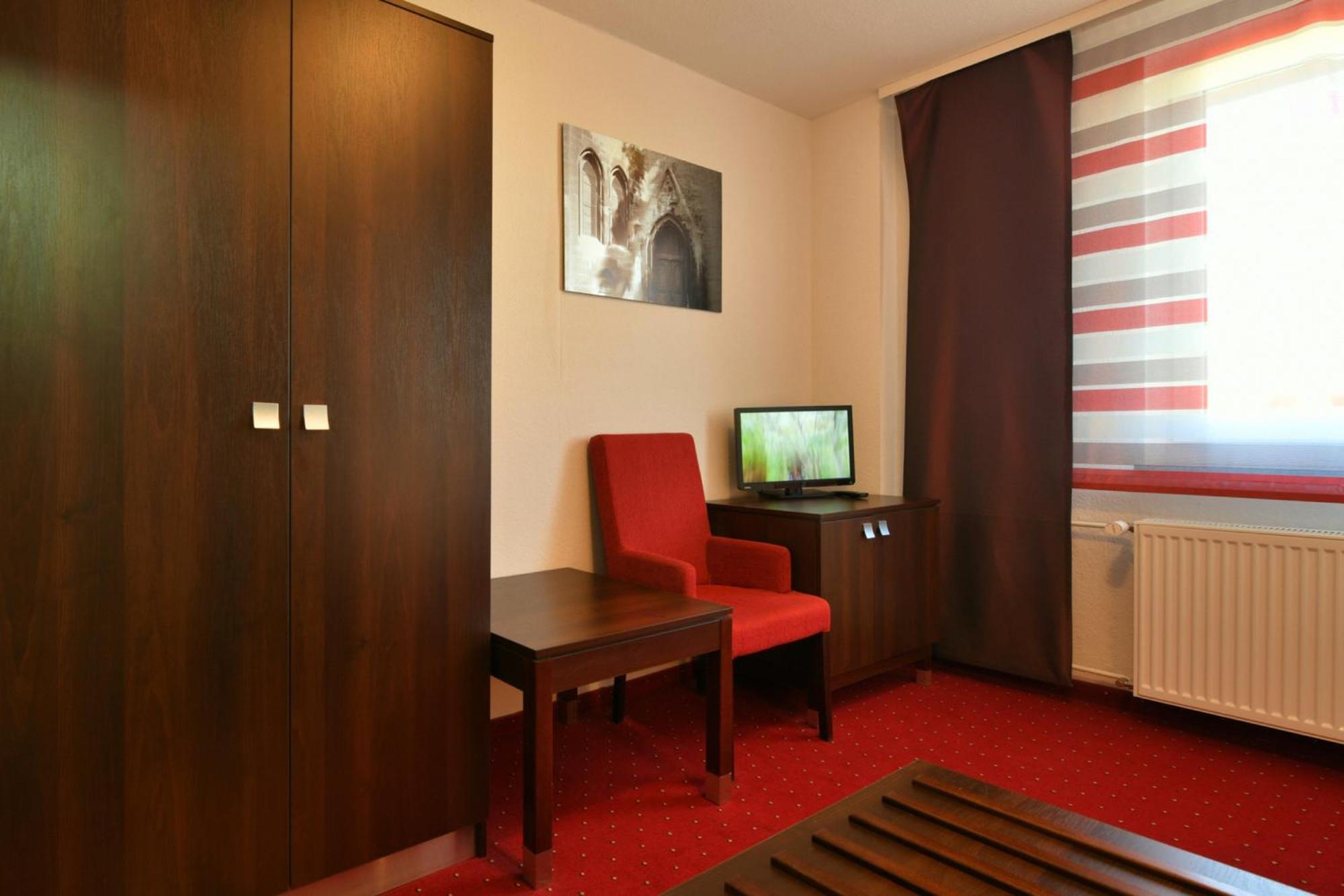 Skyhotel Merseburg Pokoj fotografie