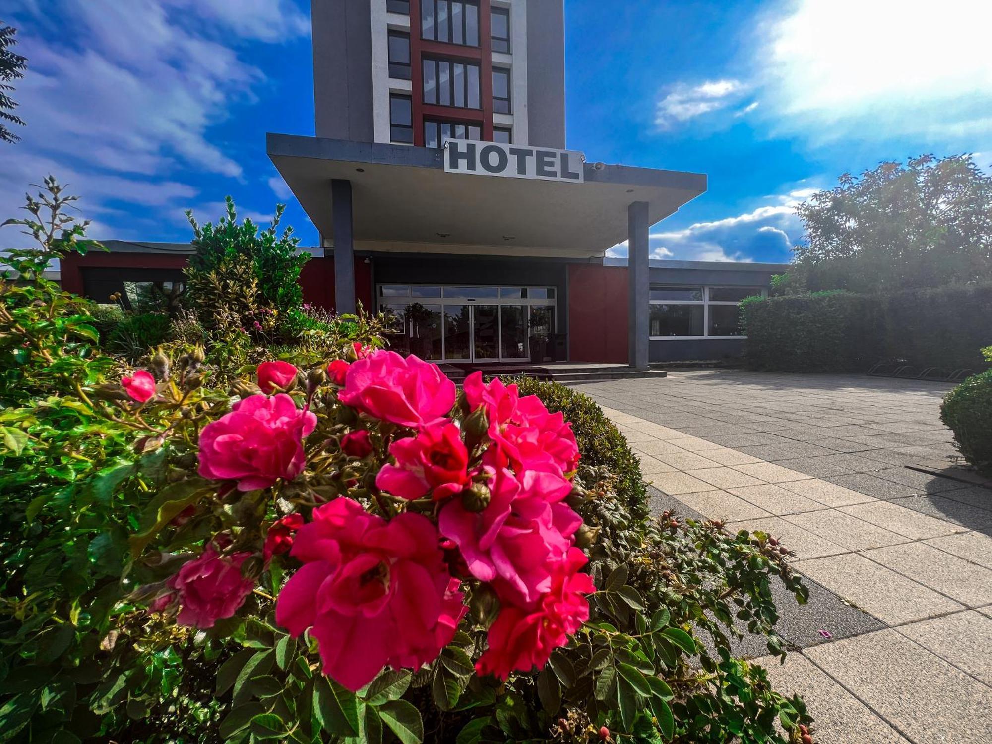 Skyhotel Merseburg Exteriér fotografie